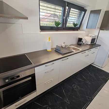 Apartmán Hathor - Bikers Welcome Kranj