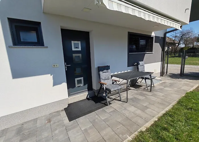 Hathor - Bikers Welcome *